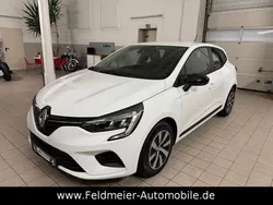 Gebraucht 2023 Renault Clio V Equilibre Limousine | 12.980 € (Fairer Preis)