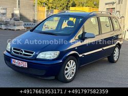 Blau Gebraucht 2004 Opel Zafira Njoy Van / Kleinbus | 1.299 € (Superpreis)