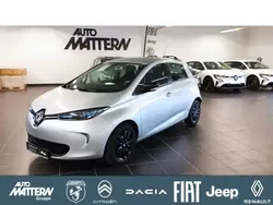 Grau Gebraucht 2019 Renault Zoe Life Kleinwagen | 9.889 € (Fairer Preis)