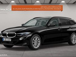 Schwarz Gebraucht 2022 BMW 330 Sport Line Kombi | 44.990 €