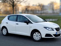 Weiß Gebraucht 2010 Seat Ibiza Reference Limousine | 2.499 € (Superpreis)