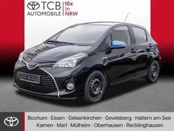 Schwarz Gebraucht 2016 Toyota Yaris Hybrid Edition-S Kleinwagen | 12.989 € (Fairer Preis)