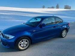 Blau Gebraucht 2012 BMW 118 Coupé Coupé | 8.900 € (Fairer Preis)