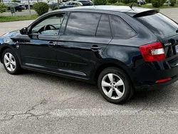 Schwarz Gebraucht 2014 Skoda Rapid Ambition Kleinwagen | 4.800 € (Guter Preis)