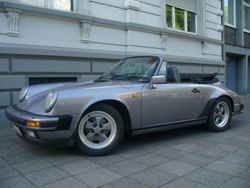 Blau Gebraucht 1987 Porsche 911 Cabrio | 66.911 €