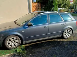 Grau Gebraucht 2003 Audi A4 Kombi | 1.990 € (Fairer Preis)