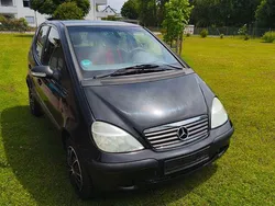 Schwarz Gebraucht 2004 Mercedes A140 Classic Van / Kleinbus | 825 € (Guter Preis)