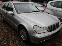Grau Gebraucht 2000 Mercedes C180 Classic Limousine | 1.550 € (Guter Preis)