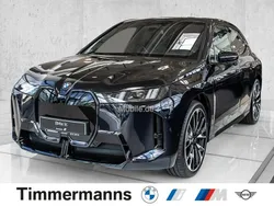 Schwarz Neu 2025 BMW iX Sport Line SUV | 103.270 € (Fairer Preis)