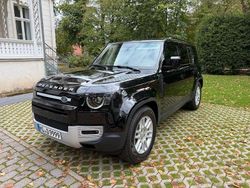 Schwarz Gebraucht 2025 Land Rover Defender S SUV | 70.209 €