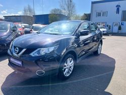 Gebraucht 2015 Nissan Qashqai Acenta SUV | 10.990 € (Etwas zu teuer)