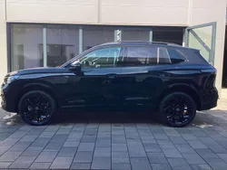 Deep black perleffekt Neu 2024 VW Tiguan R-line SUV | 53.950 € (Etwas zu teuer)