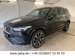Black metallic Gebraucht 2022 Volvo XC90 Momentum SUV | 31.450 € (Superpreis)