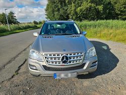 Silber Gebraucht 2009 Mercedes ML320 SUV | 10.850 € (Fairer Preis)