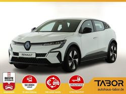 Weiß Gebraucht 2022 Renault Megane E-Tech Equilibre Limousine | 19.170 € (Guter Preis)
