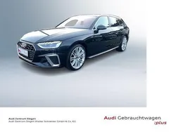 Mythosschwarz metallic Gebraucht 2024 Audi A4 S-Line Kombi | 47.410 €