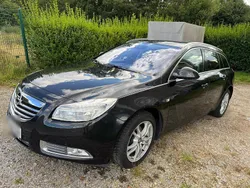 Schwarz Gebraucht 2011 Opel Insignia Kombi | 3.200 € (Guter Preis)