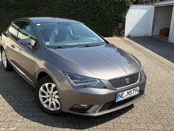 Grau Gebraucht 2017 Seat Leon SC Style Kleinwagen | 9.990 €