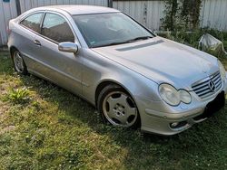 Silber Gebraucht 2004 Mercedes C220 Coupé | 1.200 € (Superpreis)