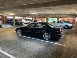 Schwarz Gebraucht 1999 BMW 735 Limousine | 5.400 € (Fairer Preis)