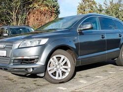 Grau Gebraucht 2008 Audi Q7 S-Line SUV | 10.900 € (Guter Preis)