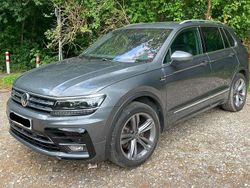 Grau Gebraucht 2020 VW Tiguan Highline SUV | 30.000 € (Fairer Preis)