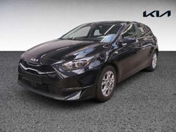Schwarz Gebraucht 2025 Kia Ceed Vision Limousine | 21.480 € (Superpreis)