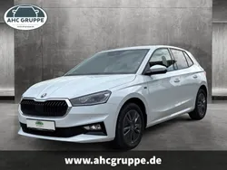 Weiss Neu 2025 Skoda Fabia Tour Kleinwagen | 20.780 € (Fairer Preis)