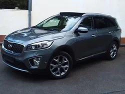 Grau Gebraucht 2016 Kia Sorento SUV | 12.400 € (Fairer Preis)