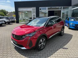 Rot Gebraucht 2021 Peugeot 3008 Allure SUV | 17.990 € (Guter Preis)
