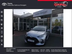 Silber Neu 2025 Toyota Yaris Hybrid Limousine | 24.500 € (Fairer Preis)