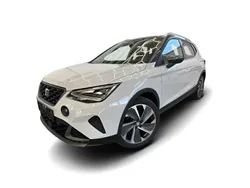 Grau Neu 2025 Seat Arona FR SUV | 27.358 € (Etwas zu teuer)