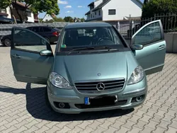 Grün Gebraucht 2004 Mercedes A180 Avantgarde Van / Kleinbus | 800 € (Superpreis)