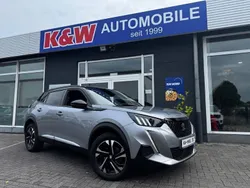 Grau Gebraucht 2023 Peugeot 2008 GT SUV | 23.990 € (Fairer Preis)