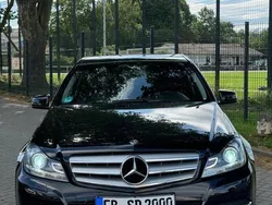 Schwarz Gebraucht 2012 Mercedes C200 Limousine | 11.999 € (Etwas zu teuer)