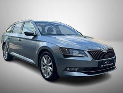 Grau Gebraucht 2016 Skoda Superb Style Kombi | 13.100 € (Fairer Preis)