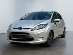 Silber Gebraucht 2011 Ford Fiesta Trend Kleinwagen | 2.990 € (Fairer Preis)
