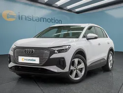 Weiß Gebraucht 2022 Audi Q4 e-tron SUV | 23.599 € (Guter Preis)