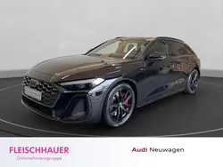 Grau Neu 2025 Audi A5 Comfort Coupé | 63.880 € (Superpreis)