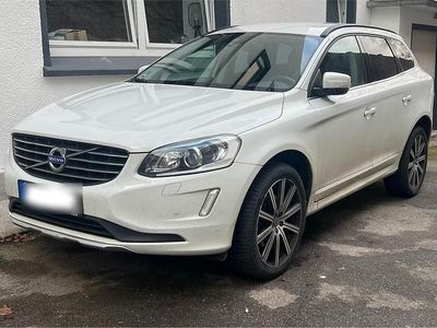 Gebraucht Volvo XC60 181 PS (133 kW) 2015 Weiß SUV