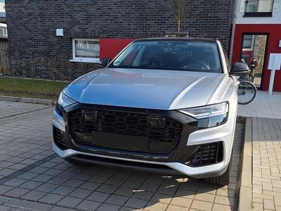 Silber Gebraucht 2022 Audi Q8 Ambiente SUV | 59.999 € (Guter Preis)