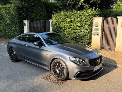 Mercedes C63 AMG