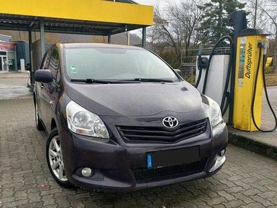 Gebraucht Toyota Verso Multidrive S 147 PS (108 kW) 2012 Van / Kleinbus