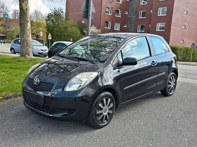 Usado Toyota Yaris Basis 69 HP (50 kW) 2006 Preto