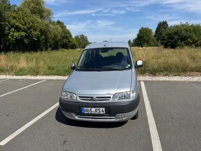 Gebraucht Citroën Berlingo 109 PS (80 kW) 2001 Silber Van / Kleinbus