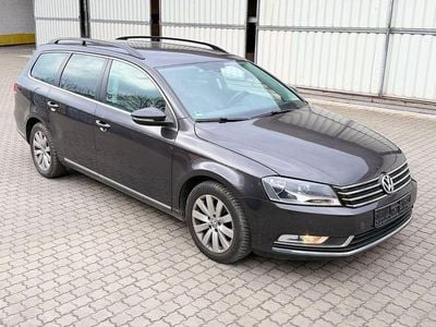 Gebraucht VW Passat 140 PS (102 kW) 2011 Schwarz Limousine