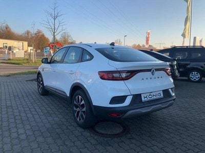 Gebraucht Renault Arkana Equilibre 140 PS (102 kW) 2023 Weiss SUV