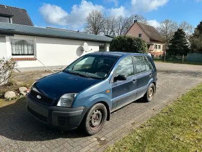Brugt Ford Fusion 100 HK (73 kW) 2004 Blå Hatchback