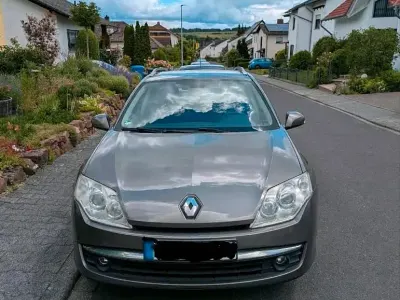 Gebraucht Renault Laguna III 140 PS (102 kW) 2008 Braun Kombi