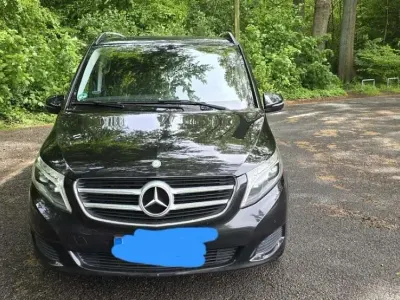 Gebraucht Mercedes V250 Edition 190 PS (139 kW) 2016 Schwarz Van / Kleinbus